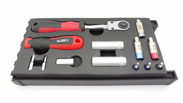 DR. TORQUE | Torque Screwdriver for Tire Pressure Systems